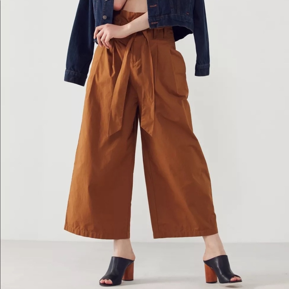 Anthropology, Kimchi Blue Simone Paperbag Pant size 0